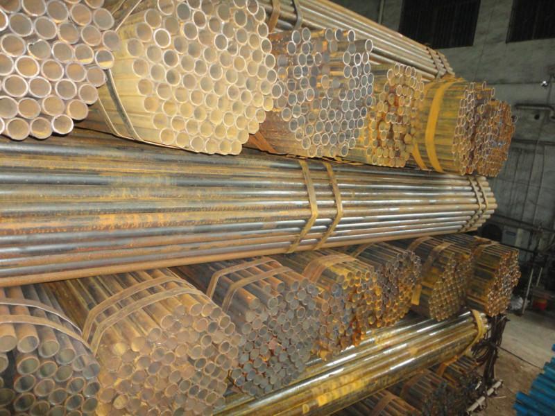 排柵管、鋼管搭建
