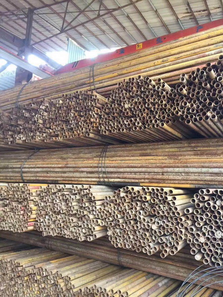 排柵管、鋼管搭建